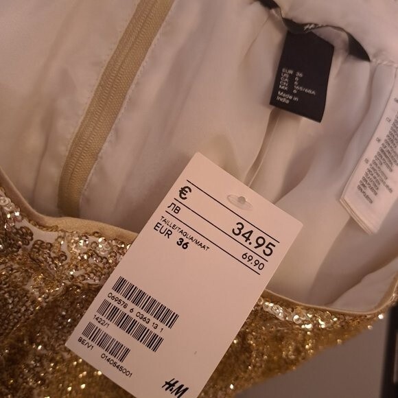 H&M Gold Glitter Metallic Party Sequin Mini Skirt - Picture 5 of 5